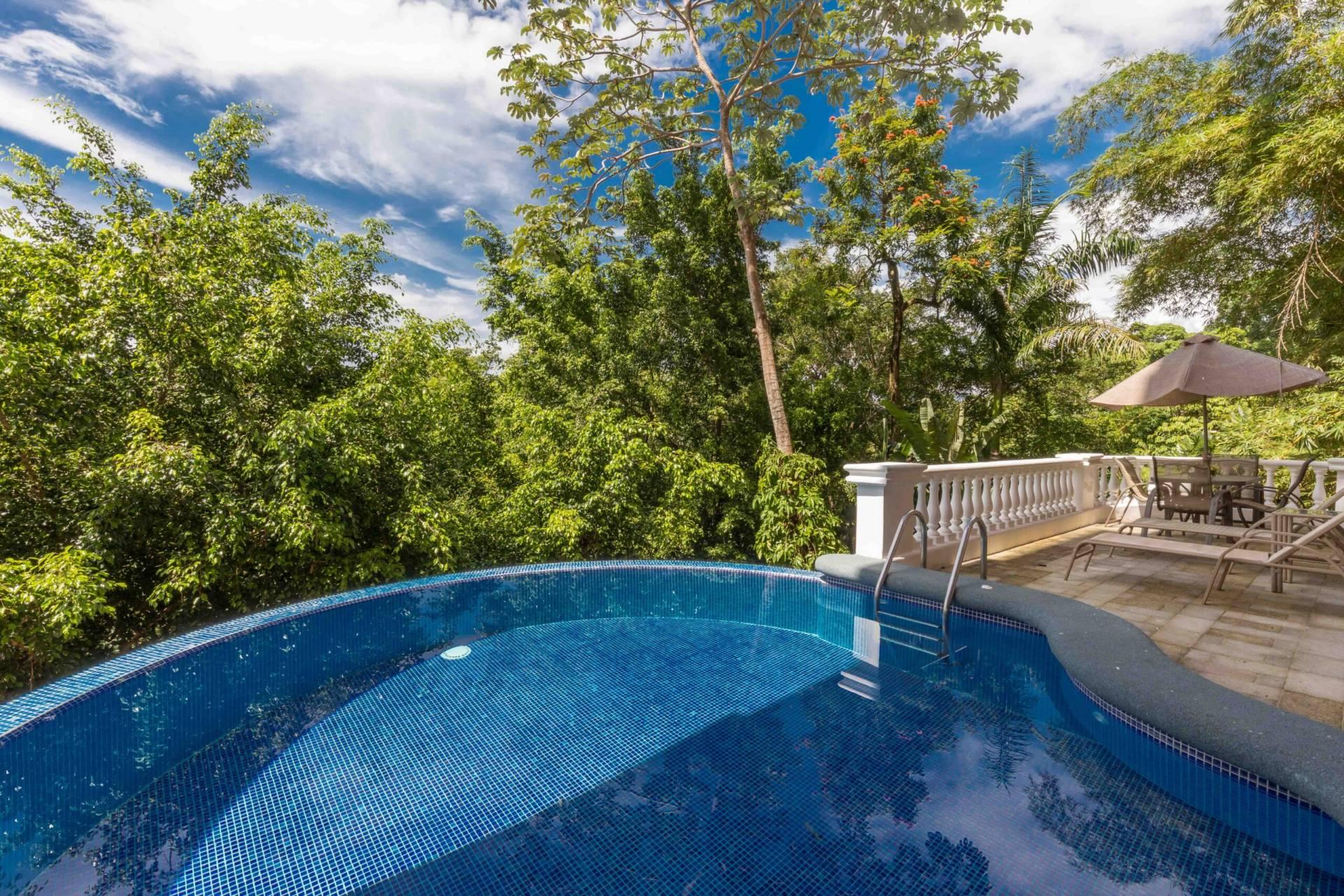 Pacifico Colonial Ocean View Condo