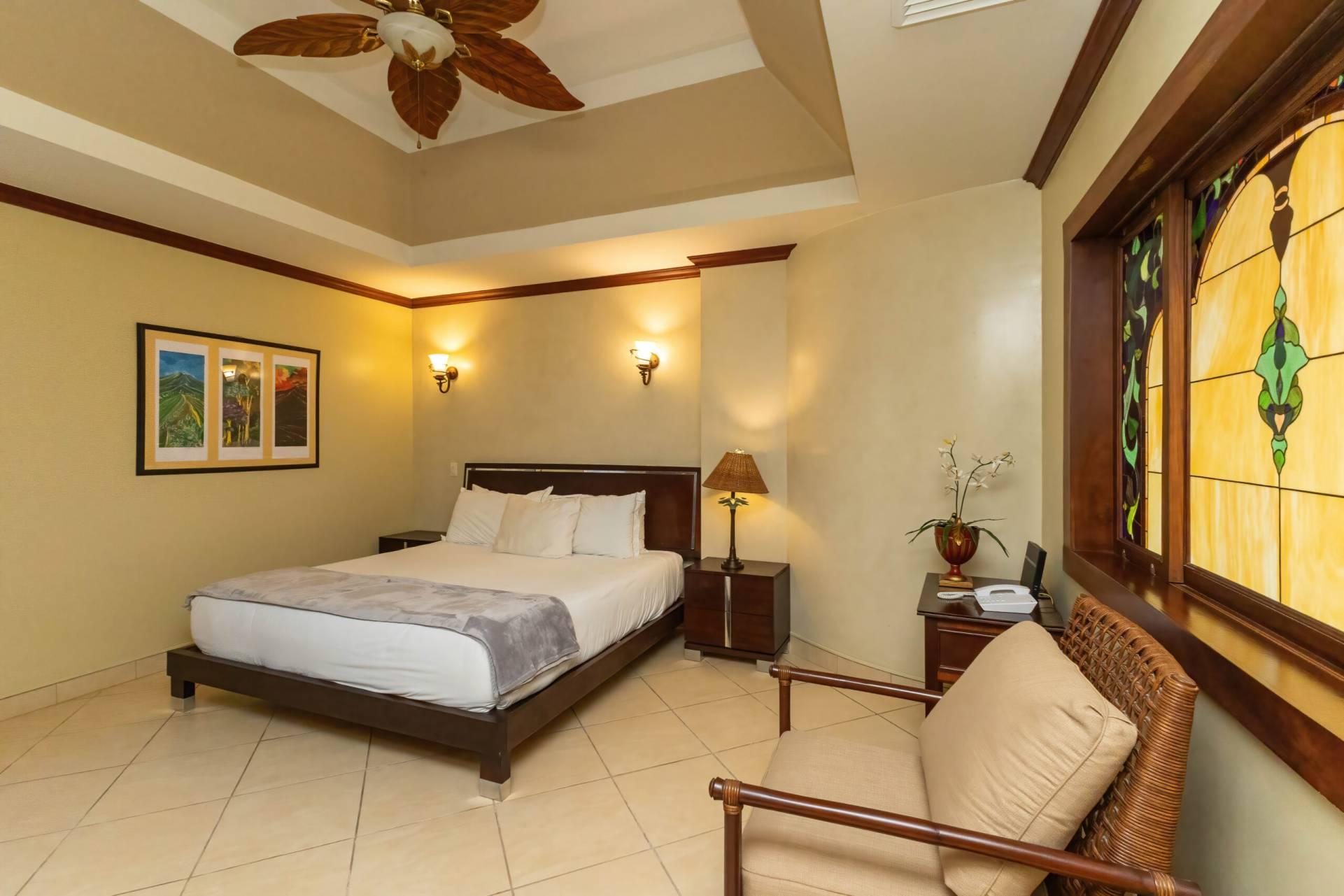 Pacifico Colonial Ocean View Condo