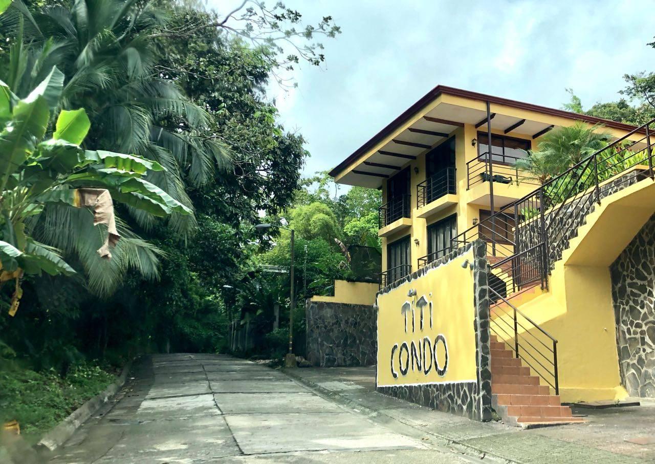 Cozy Mono Titi Condo