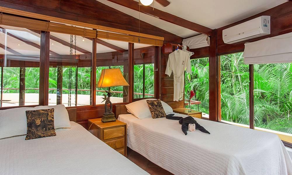 Discovery Beach House