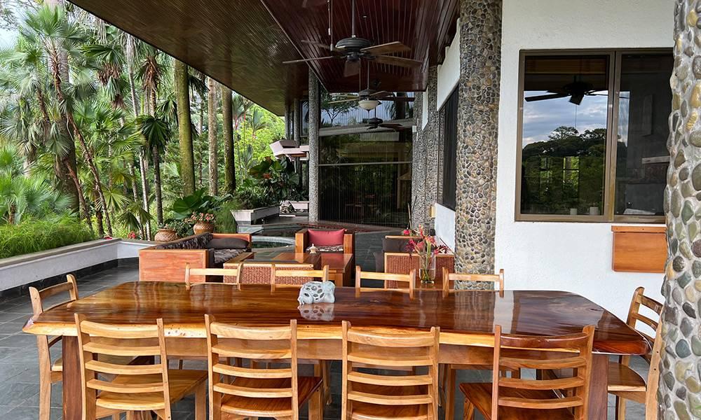 Villa Paraiso Estate