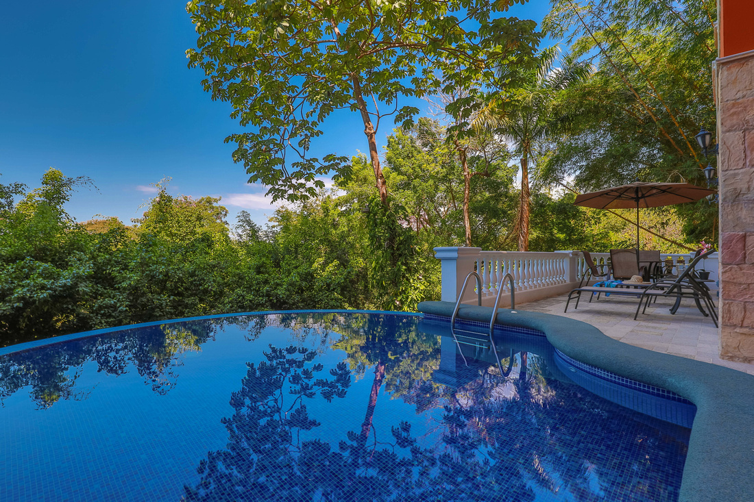 P. C Golden Sunset Condo