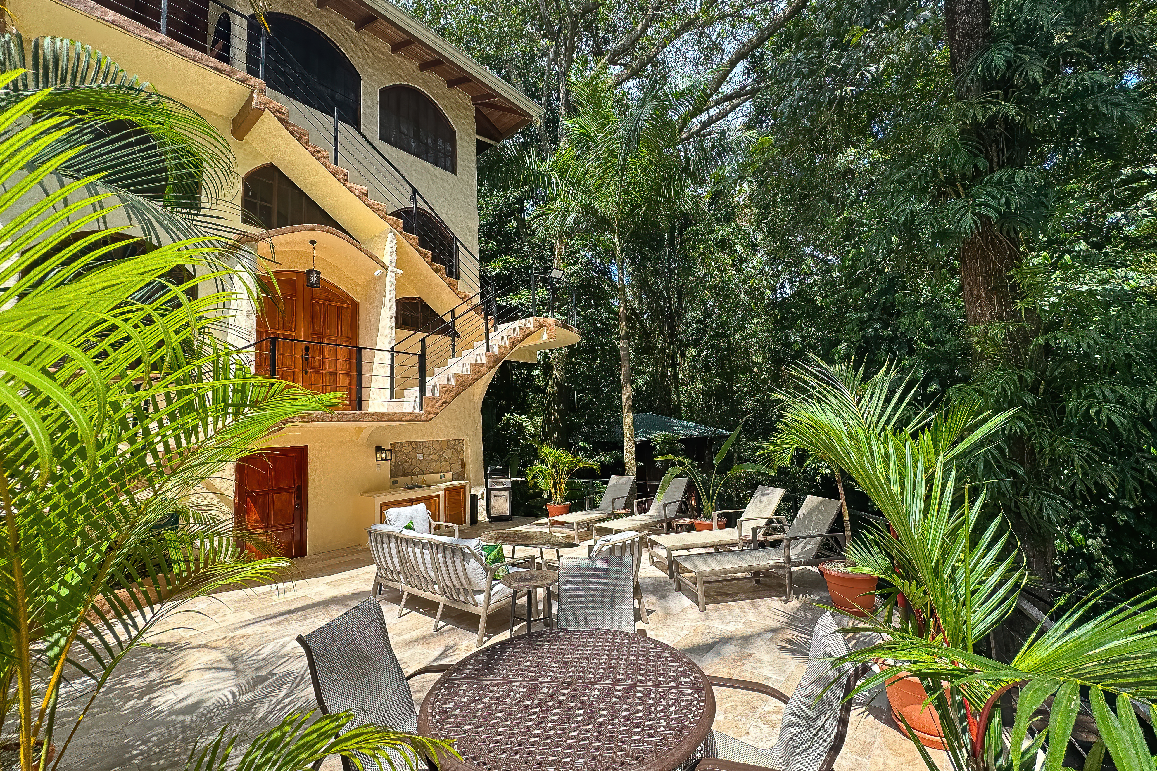 Sarita — Manuel Antonio